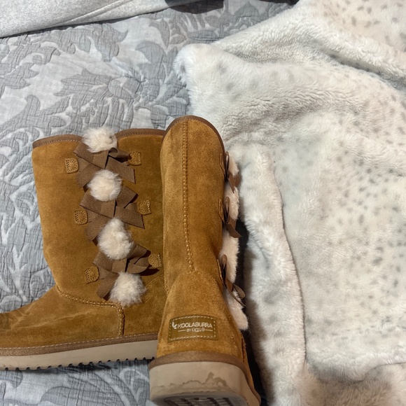 Winter boots Ugg - Picture 2 of 2